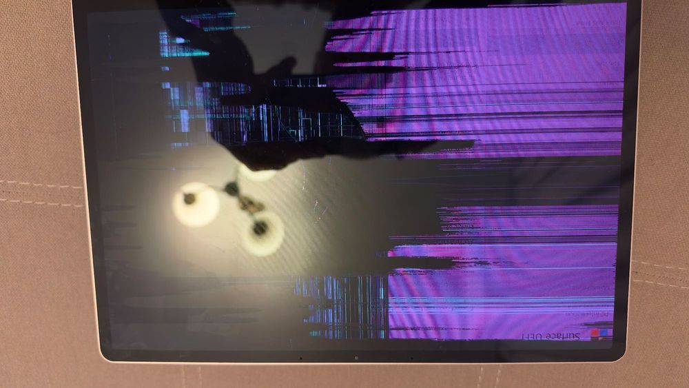 Laptop ultraportabil Microsoft Surface Go, 12.4"  model 1943