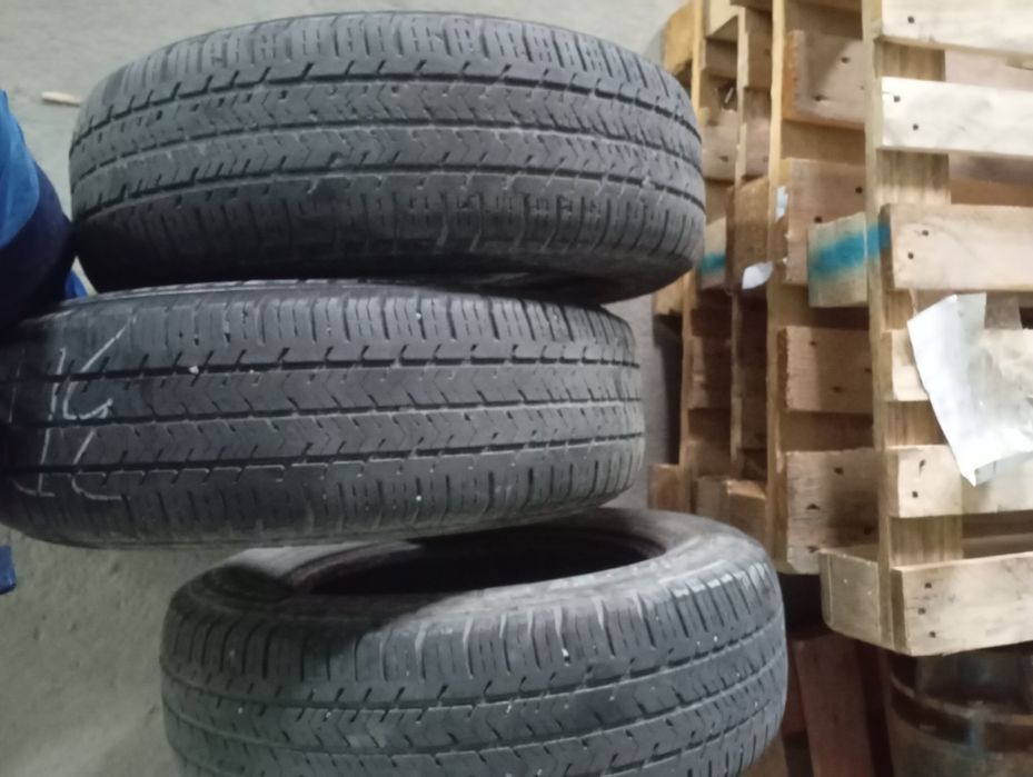 Продам Шины бу состояние среднее