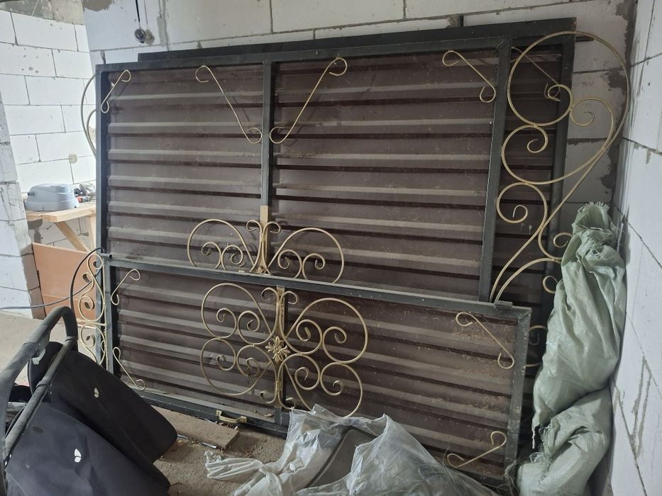 Продам двери срочно