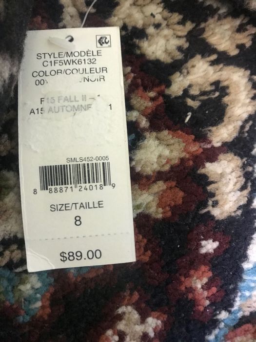 Noviy jenskiy kostyum na vesnu