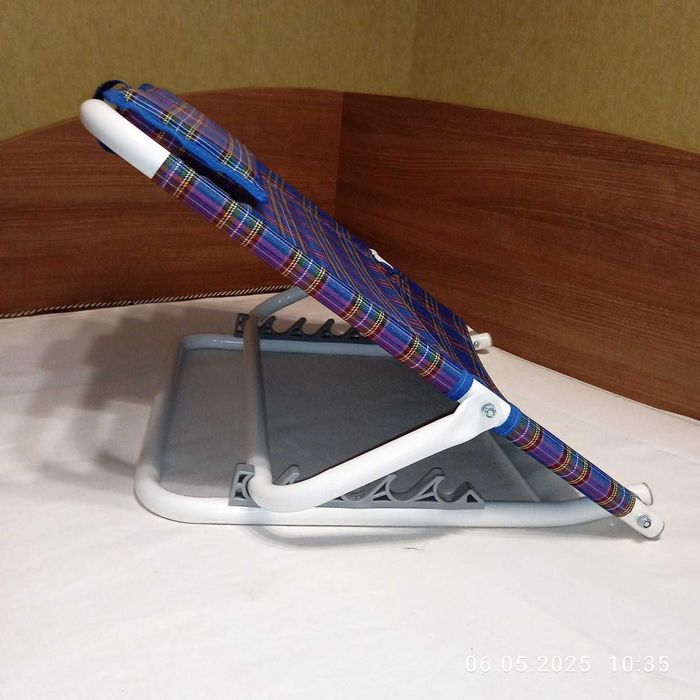 Опора под спину для лежачего больного