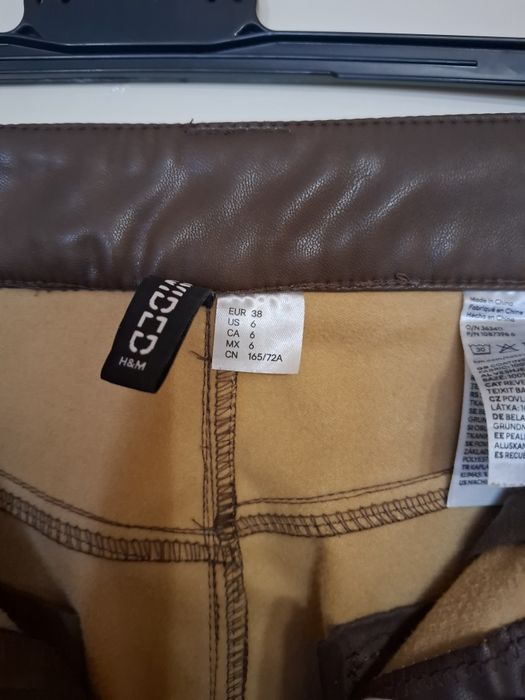 Pantaloni piele H&M, mărimea 38