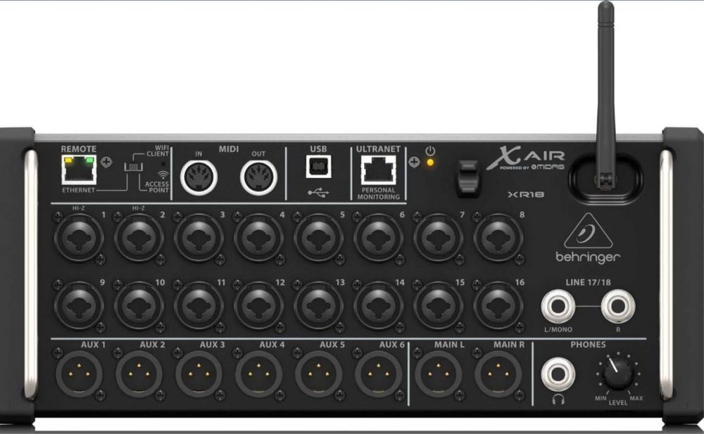 Цифровой микшер Behringer XR18