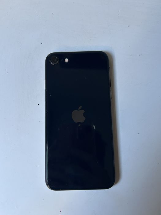 Iphone se 2022 100 baterie