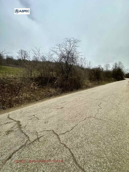 Парцел в Ловеч, област-гр.Троян площ 1449 цена 29000