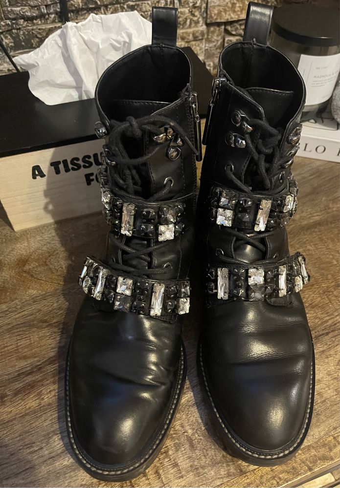 Zara Boots real leather size 39 Sanpetru OLX.ro
