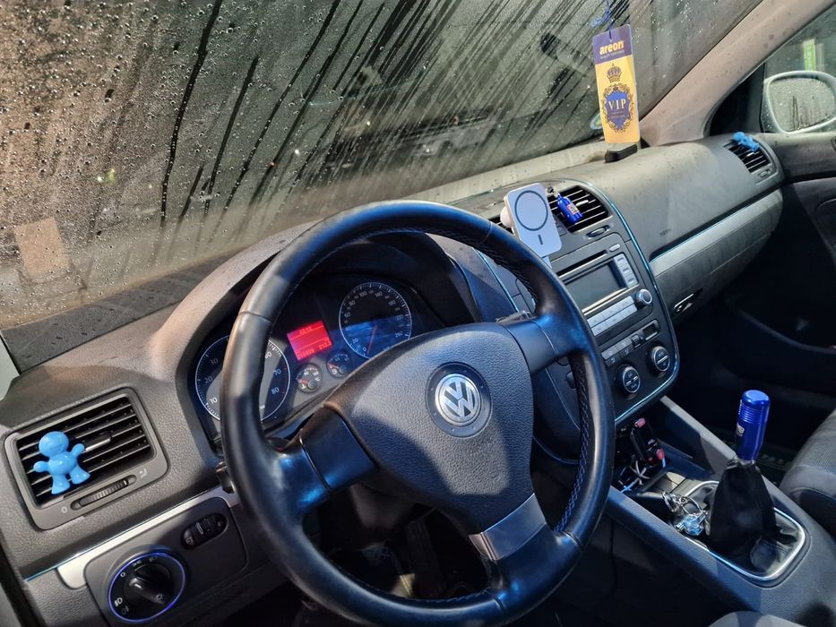 Volkswagen golf 5