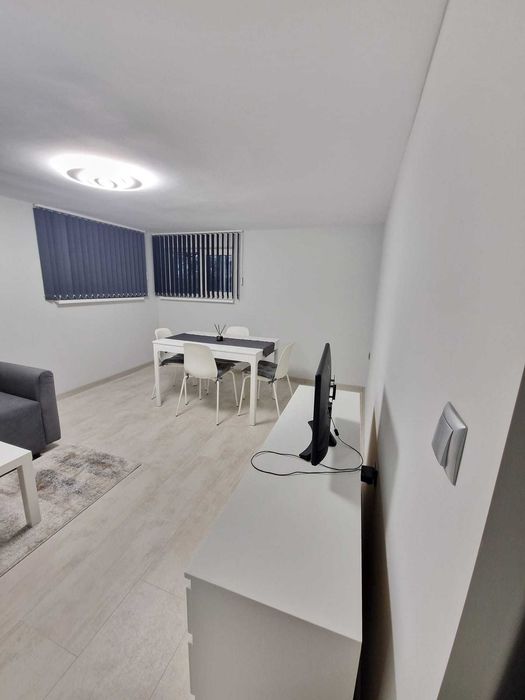 Дава се под наем Тристаен апартамент в Варна, Образцов дом - 80 кв.м за 453.9 € - Снимка #6