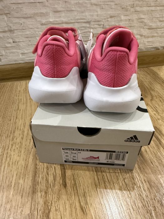 Бебешки/детски обувки Adidas Tensaur 3.0 размер 30, 100% Оригинал