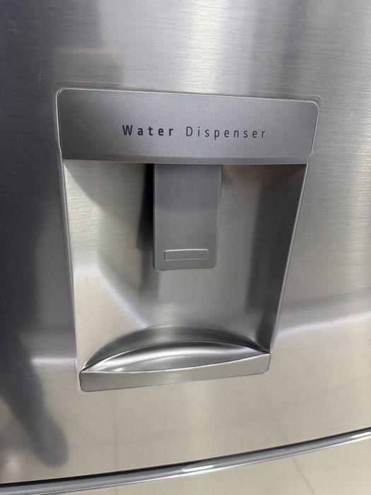 Холодильник LG GC-F689BLCM 446 л Inverter Total No Frost DoorCooling+