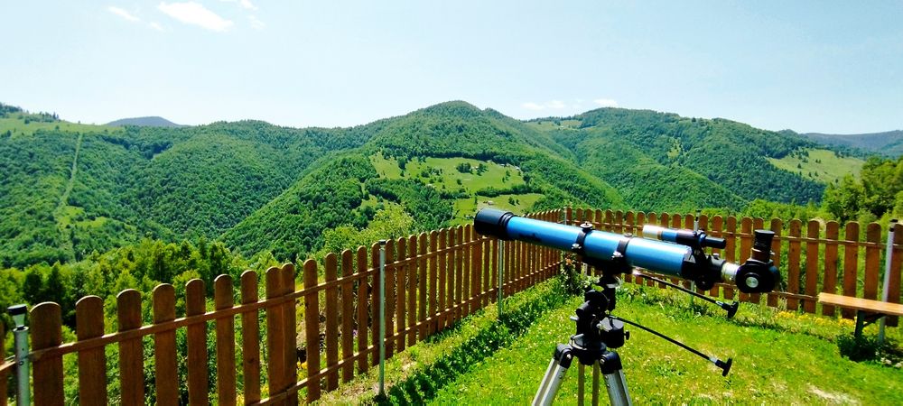 Cabana de inchiriat cu ciubar/jacuzzi!, 100% smart, la munte! !