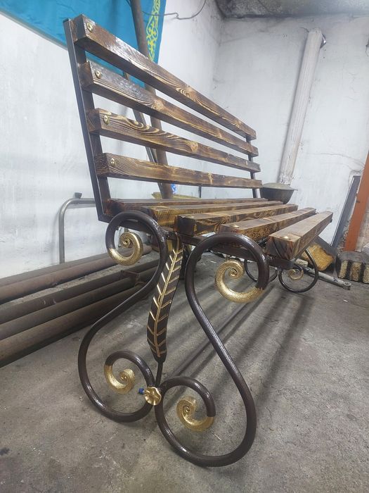 Продам лавочку для двора