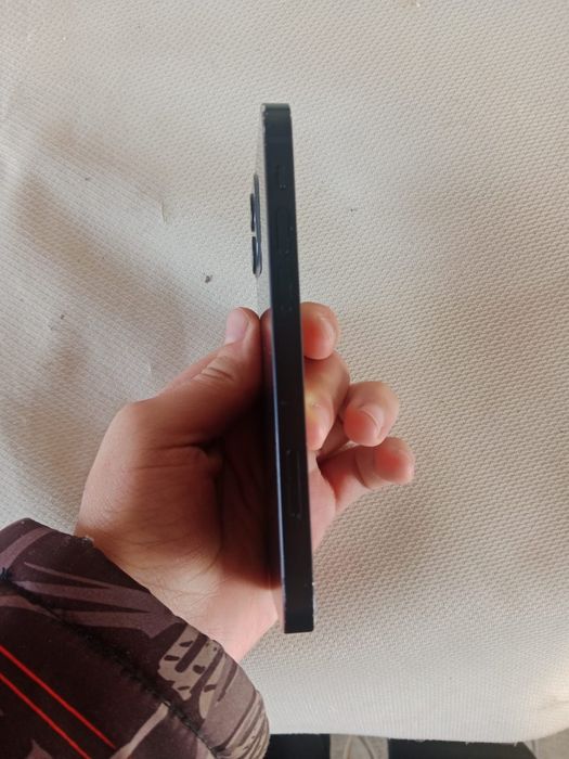 Продам айфон 12 мини