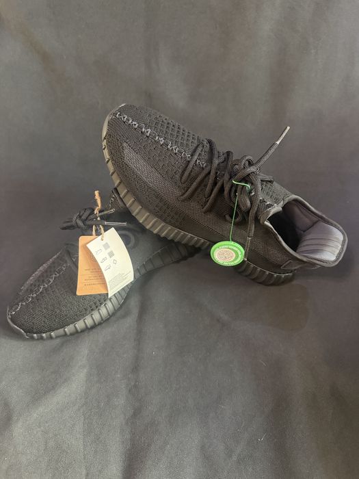 Yeezy 350 Boost Onyx