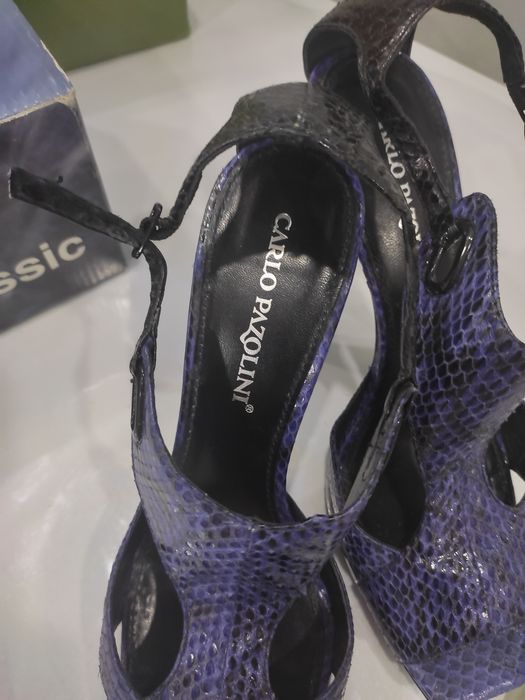 Продам итальянские босоножки