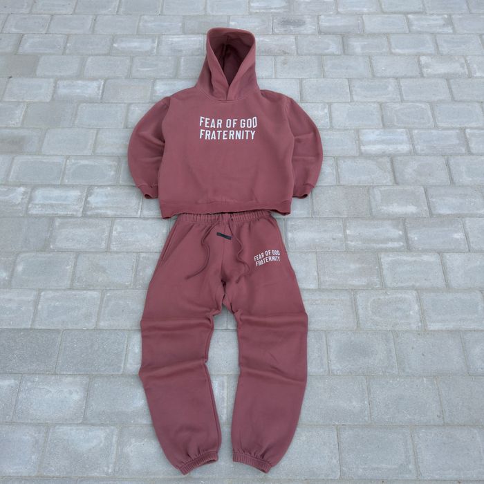 Compleu Essentials
