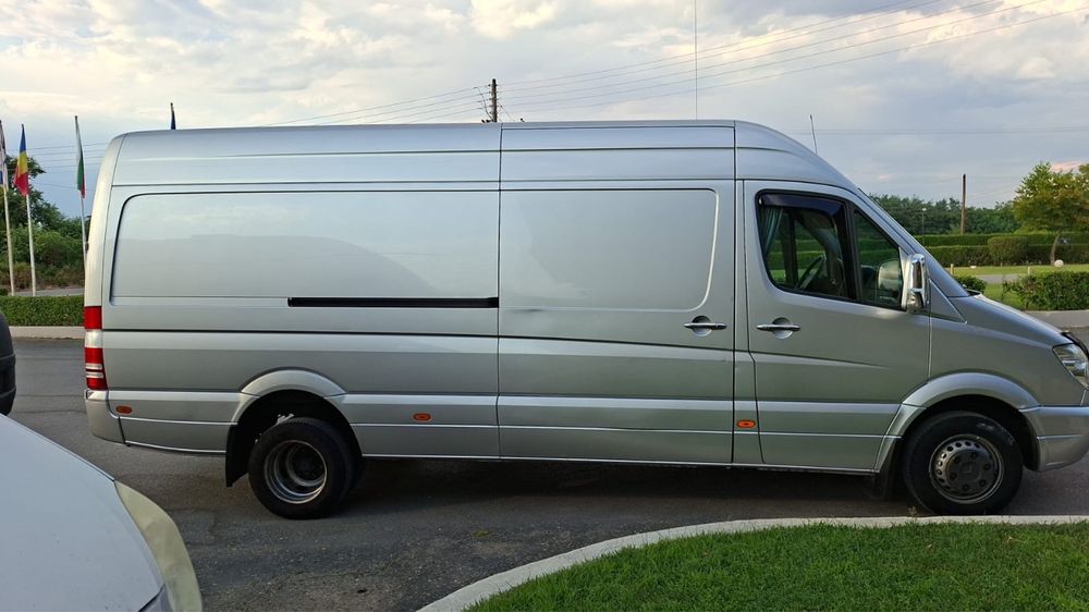 Mercedes sprinter 519 2009 automat