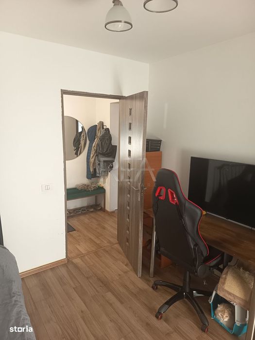 4 camere decomandat | 85 mp | Renovat complet | Etaj 3 |  - Barca