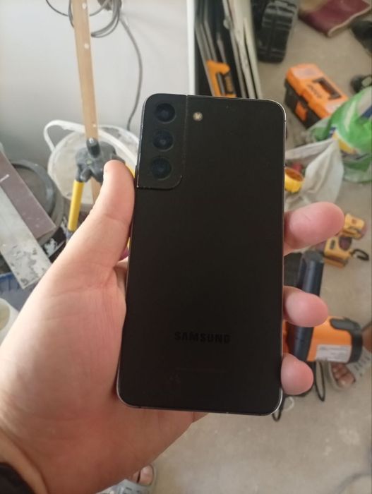 Продаю самсунг s 22 5 g