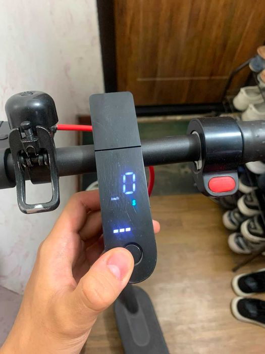 Срочно Электро-Самокат xiaomi m365 pro