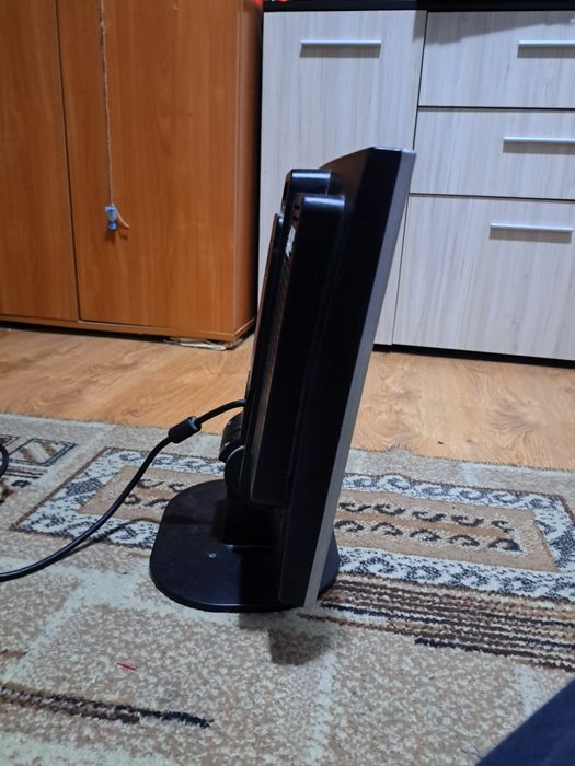 Монитор hp в отлично състояние