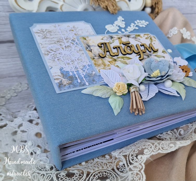 Албум за снимки, облечен в плат