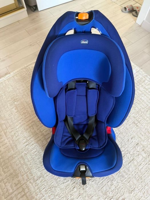 Детское авто-кресло