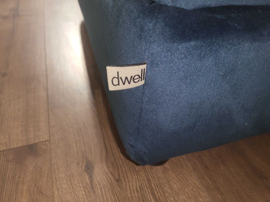 Синя табуретка от плат с функция ракла "Dwell"