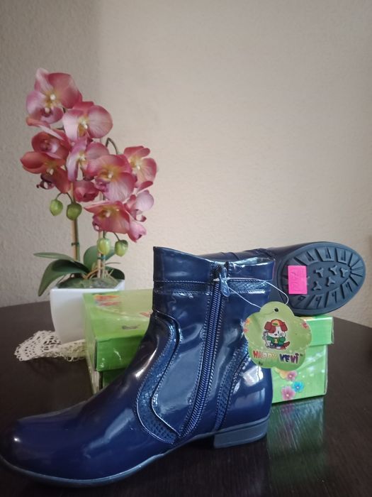 Сапожки для девочки