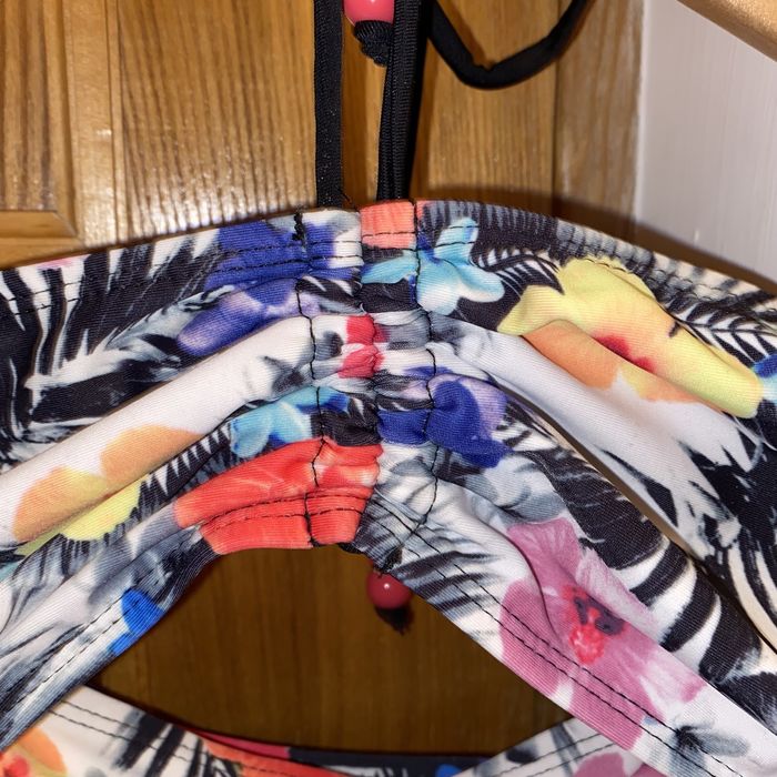 Женский раздельный купальник