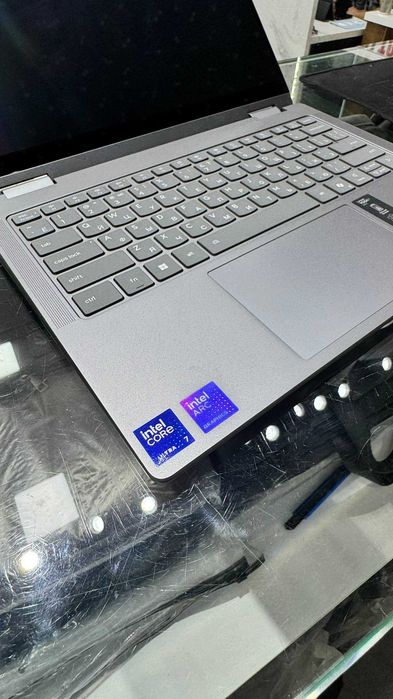 Lenovo Yoga ultra7 ekran14
