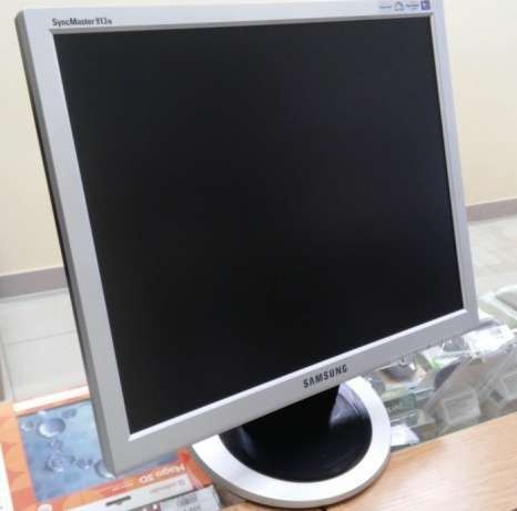 Монитор нерабочий Самсунг 17 d Samsung