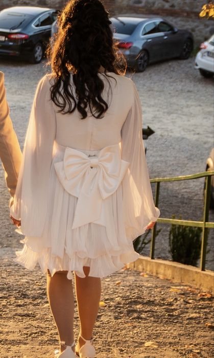 Rochie albă, vaporoasă și elegantă !