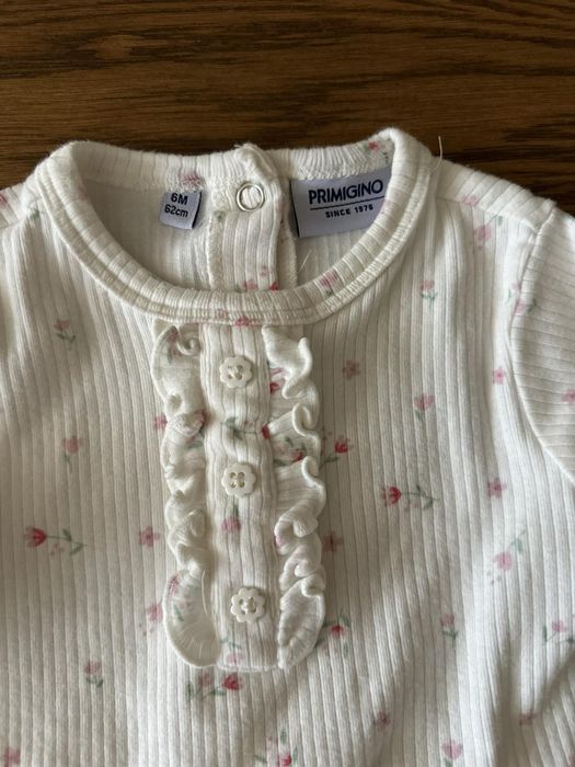 Комплект сладки бебешки дрешки в нежни цветове