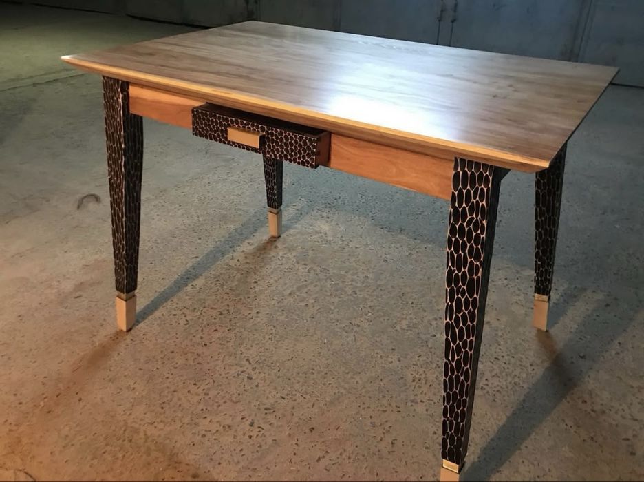 Барный стол из карагача