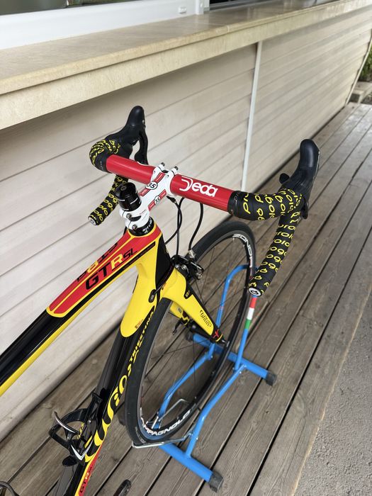 Карбонов шосеен велосипед Wilier GTR SL