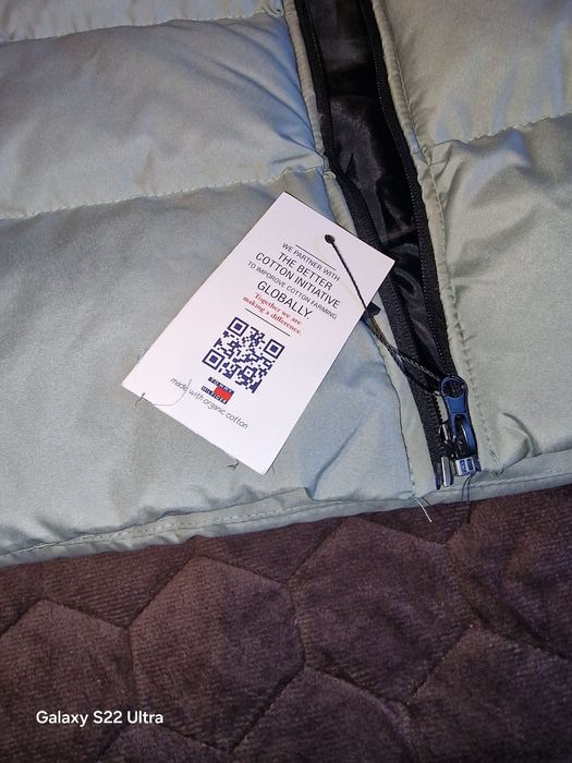 Vesta Tommy Hilfiger marine xxl 90-100 kg noua cu eticheta
