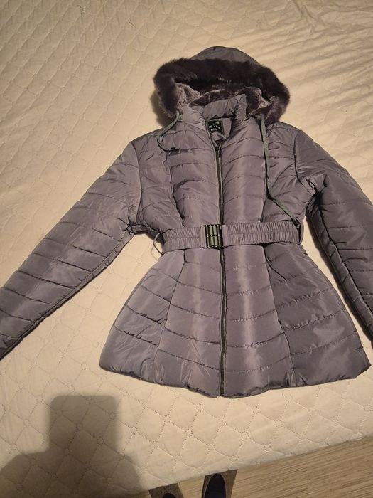 Дамско зимно яке