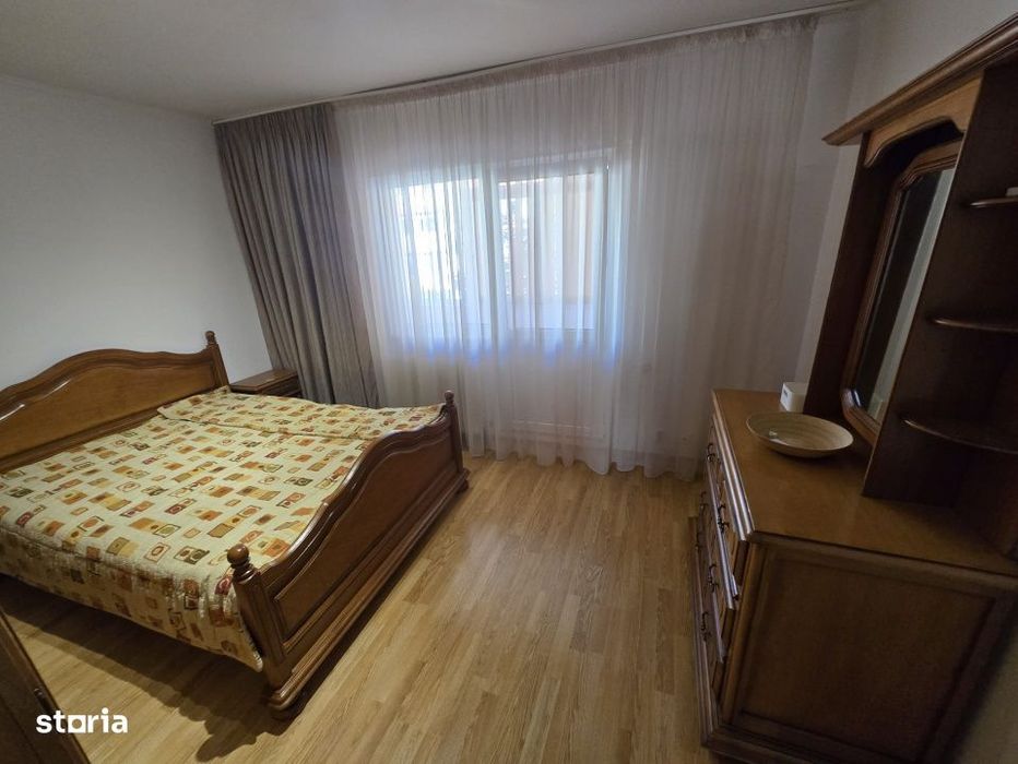 Apartamnt 3 camere Semicentral, PS-uri,  etaj 1