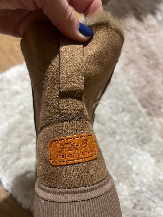 Дамски боти с пух