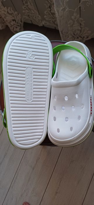 Продам сланцы Кроксы унисекс