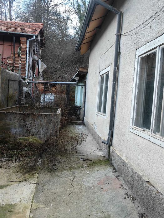 Продава се къща кв.Велчевско