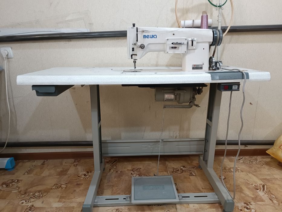 Швейная машина MEIJIA