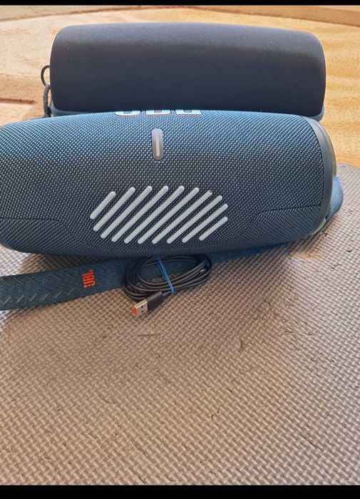 Vand boxa JBL EXTREME 3