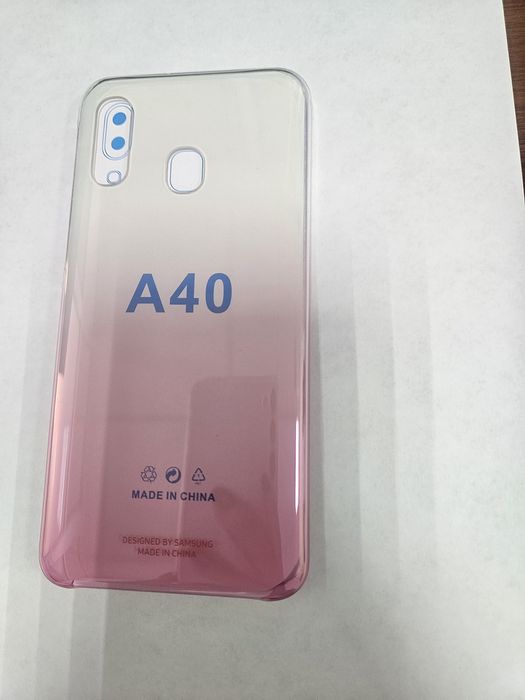 Чехол пластиковый на Samsung A40