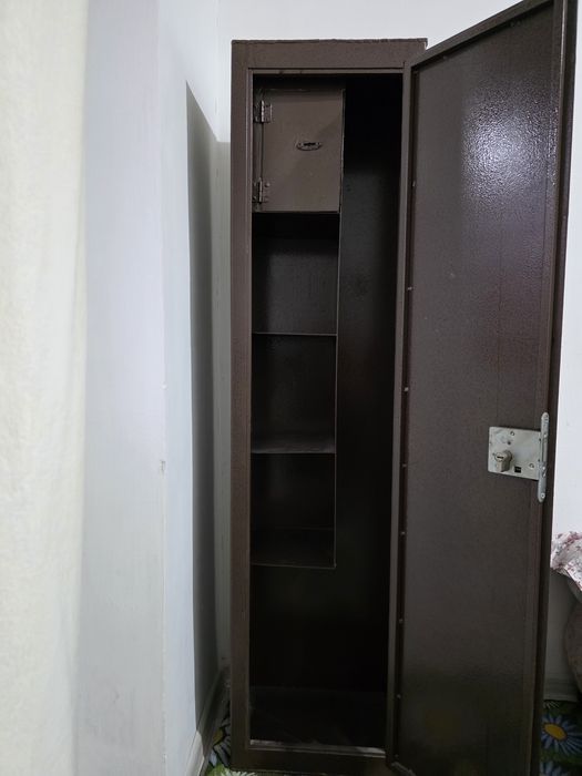 Сейф. Толшина 5 мм.