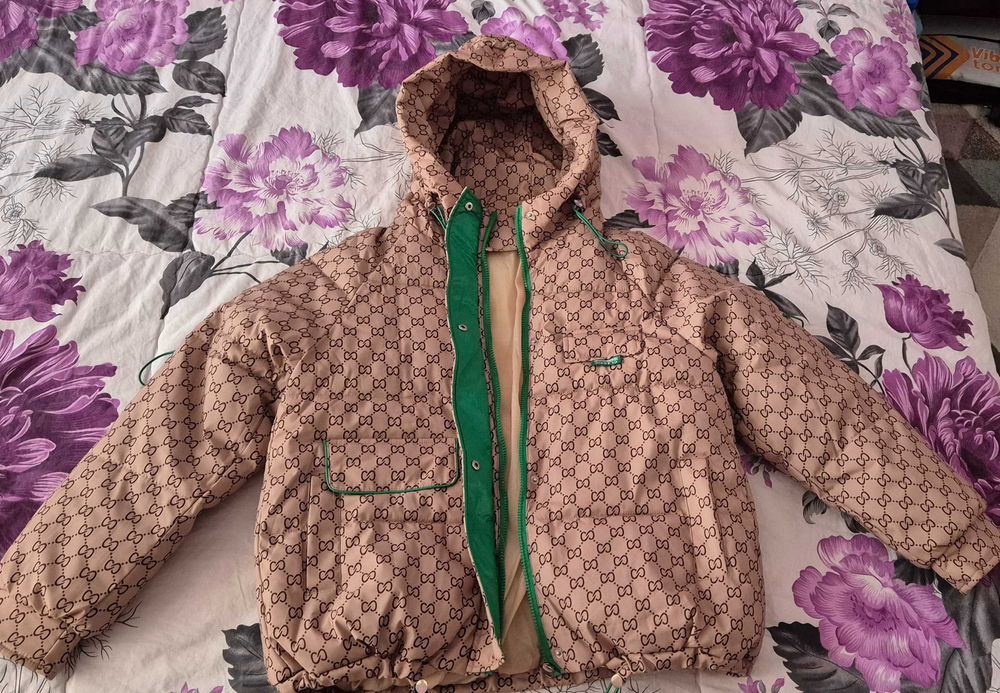 Бежово зимно яке, стандартен размер, ново! Цена 100 лв.