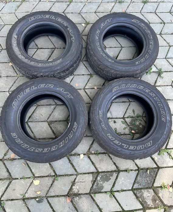 Летнии шины bridgestone A/T 275/65/R17