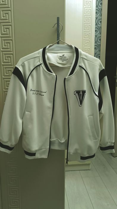 Бомбер детский  ,белый