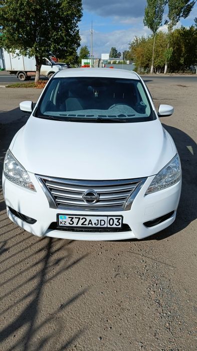 Продам машину Nissan sentra B17